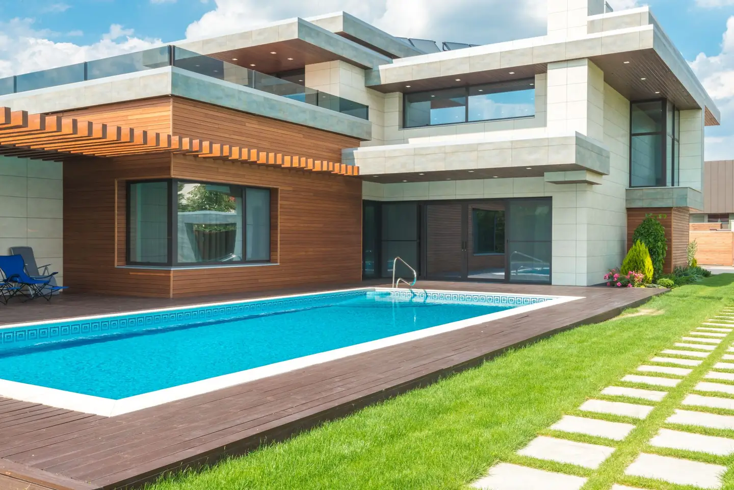 Swimming pool built in Falconer, NSW